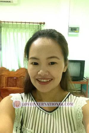 157052 - Jidapa Age: 45 - Thailand