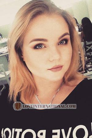 186982 - Anastasia Age: 27 - Ukraine