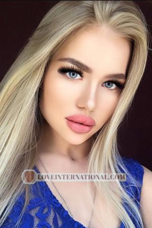 202590 - Ksenia Age: 21 - Russia