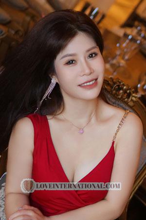 213670 - Lisa Age: 44 - China