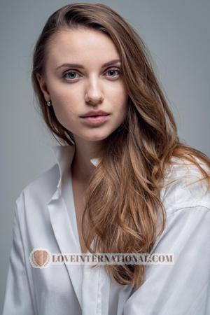 220663 - Tetiana Age: 28 - Ukraine